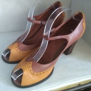 AEROSOLES "Lapel" peep toe pumps